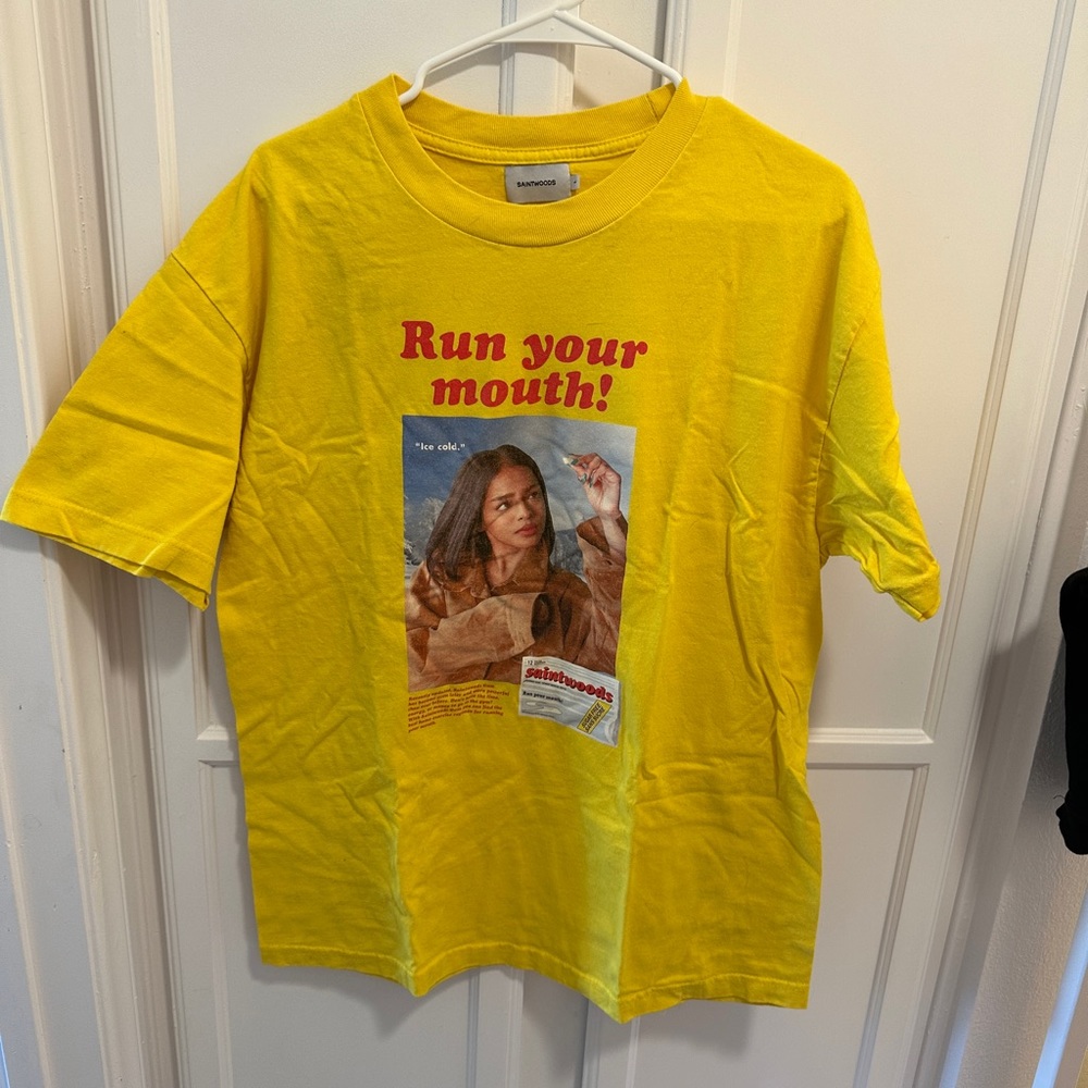 Saint woods graphic tee, size Large 9.5/10 condition